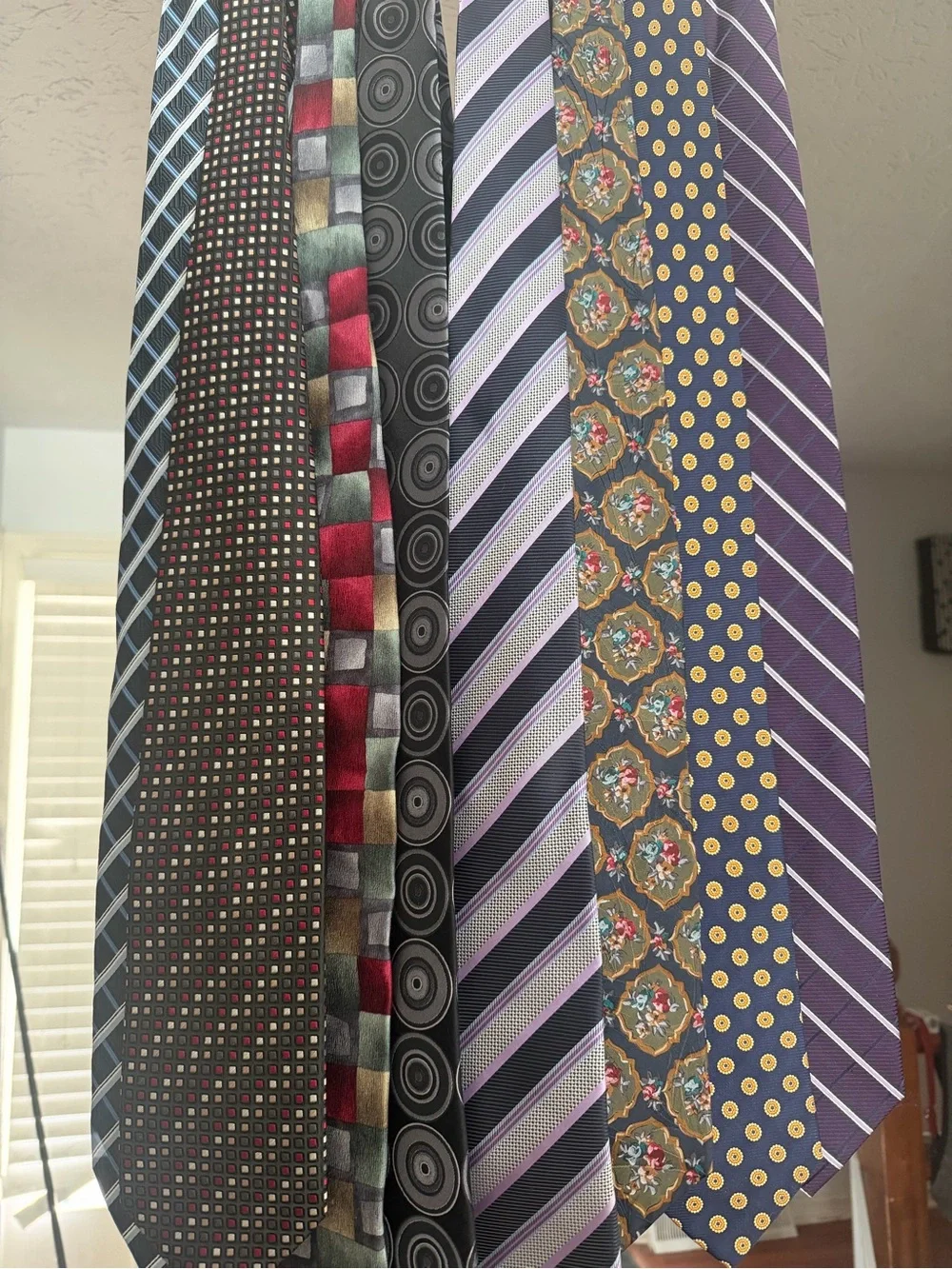 Classic Set of 8 Patterned Neckties — Versatile Men's Ties in Various Designs